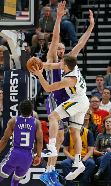 Jazz dominate Kings 119-98 for seventh straight win